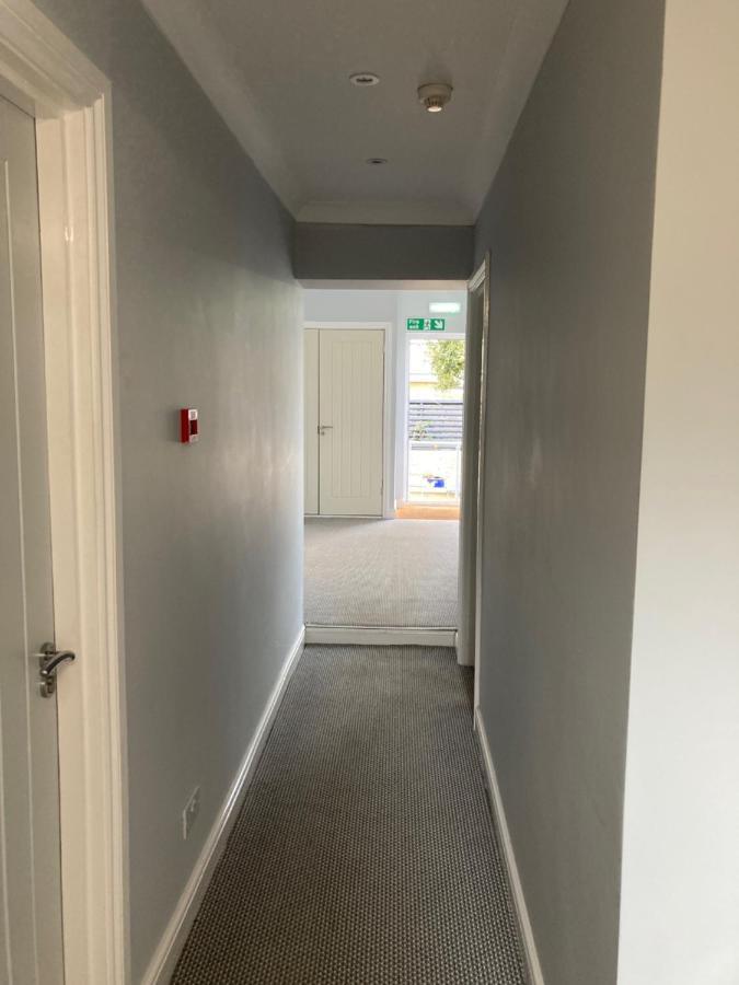Wicks At 26 Hotel Sandown Exterior photo